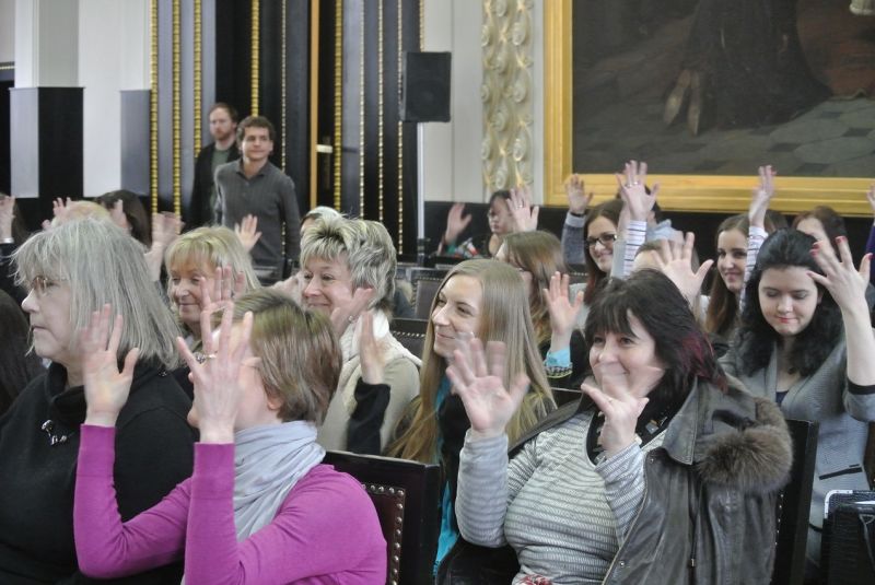 KONFERENCE POMOHLA NAHLÉDNOUT DO SVĚTA NESLYŠÍCÍCH
