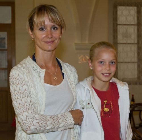 VÍTĚZKA PROJEKTU „DĚTI MALUJÍ“ SE SETKALA SE SVÝM SPORTOVNÍM IDOLEM