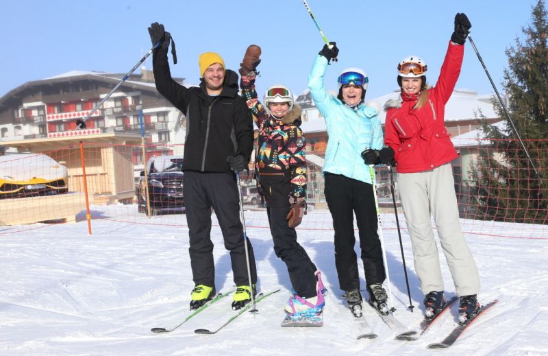 ČESKÉ CELEBRITY MÍŘÍ NA SJEZDOVKY DO RAKOUSKÝCH ALP