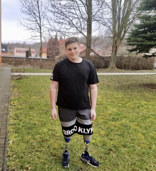 8. ročník výstupu na Sněžku jinak: Sami za sebe, společně pro Fílu