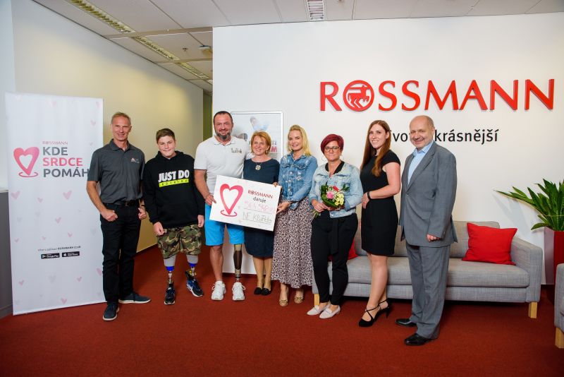 Díky společnosti Rossmann vynesla akce“ Na Sněžku pro Fílu“ více než 1, 2 milionu