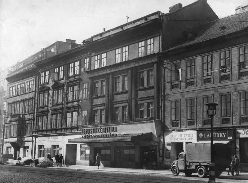 Švandovo divadlo po celou svoji existenci chystá jednu novinku za druhou