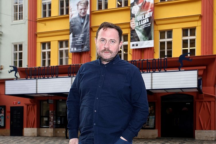 ŠVANDOVO DIVADLO ZAHAJUJE NOVOU ÉRU. UMĚLECKY HO POVEDE MARTIN FRANTIŠÁK