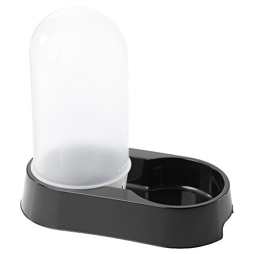 IKEA stahuje z prodeje napáječku pro zvířata LURVIG