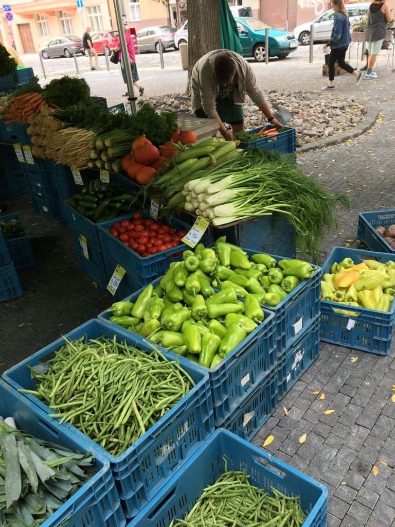 První částečně bezobalový farmářský trh v Česku oslavil dva roky